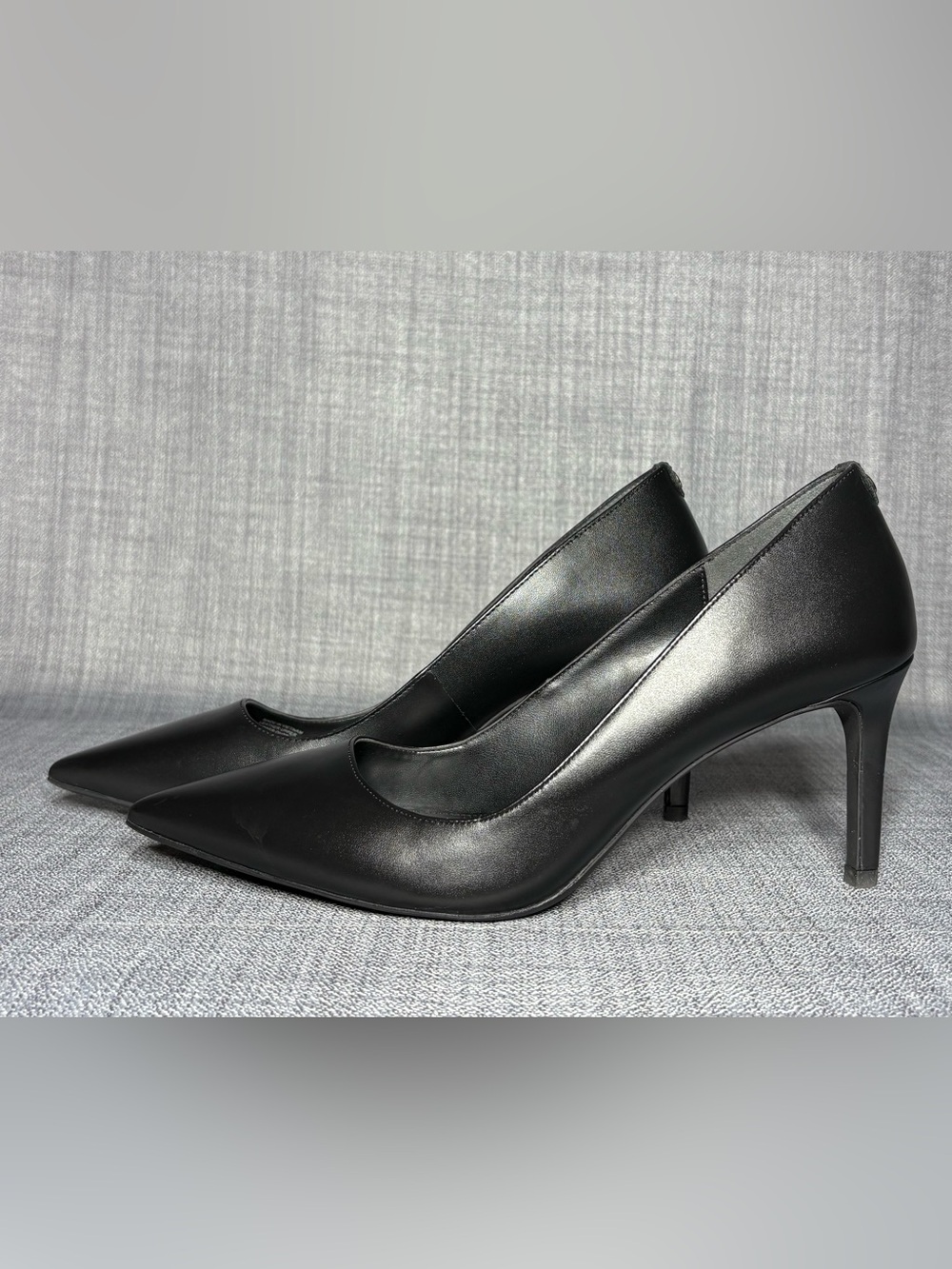 Michael Kors Alina Flex Pointed Toe Pumps Black Leather Size 9M - Picture 4 of 7